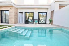 Modern Three-Bedroom Villa in Dolores de Pacheco